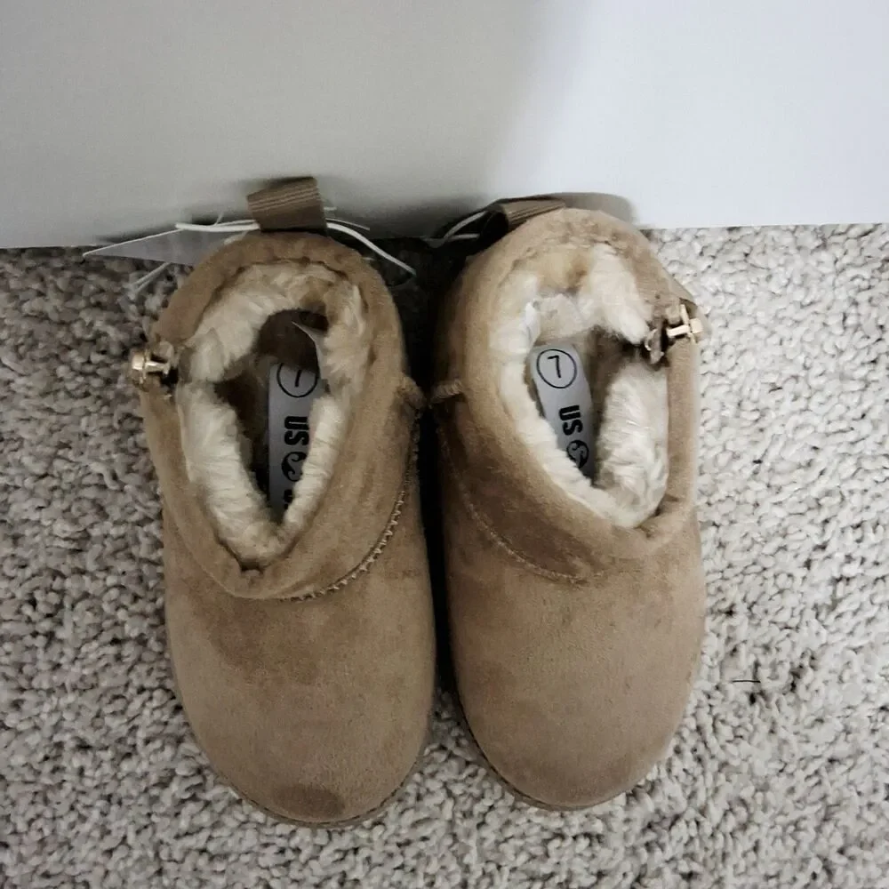 US Sports Toddler Girls Brown Faux Fur Lined Side Zip Boots Size 7